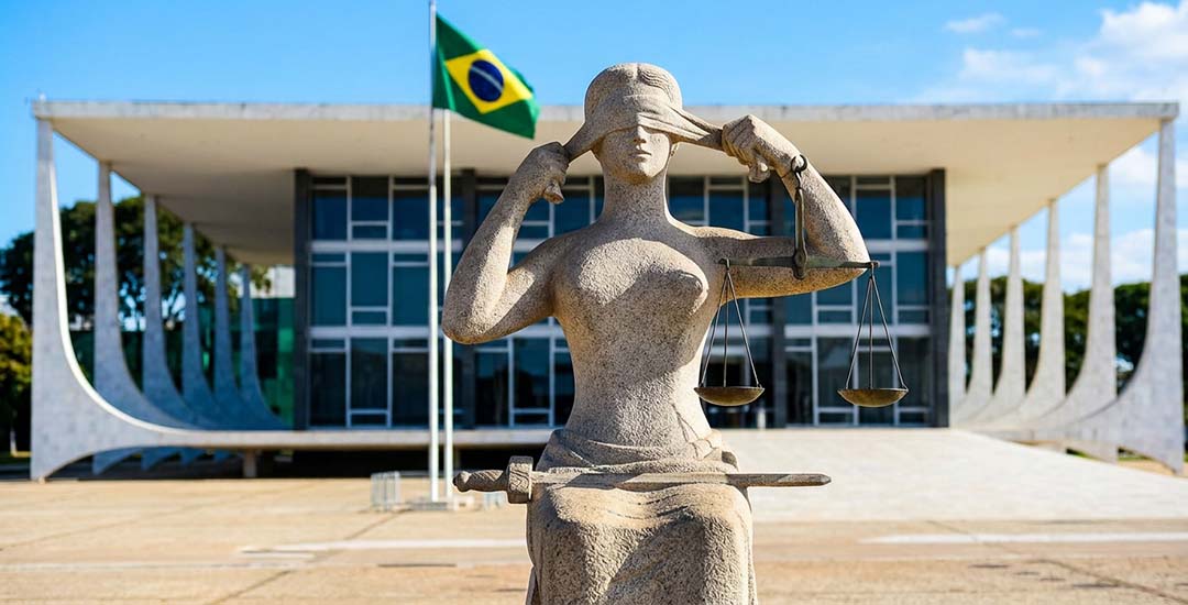 Quando as máscaras do Poder caem 
