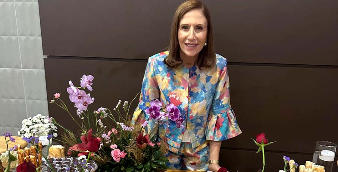 Happy birthday de Mary Helal 